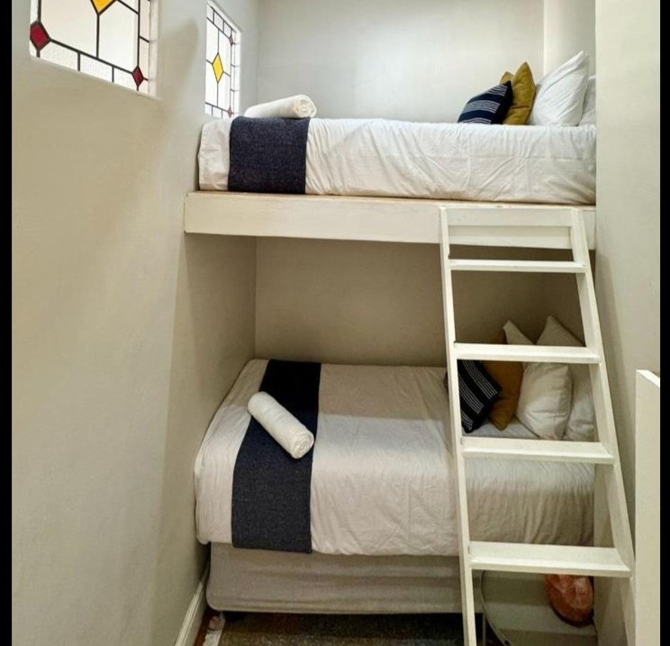 To Let 2 Bedroom Property for Rent in Cape Town City Centre Western Cape